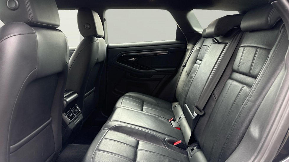 Land Rover Range Rover Evoque 1.5 P300e R-Dynamic S 5dr Auto Hatchback - Image 4