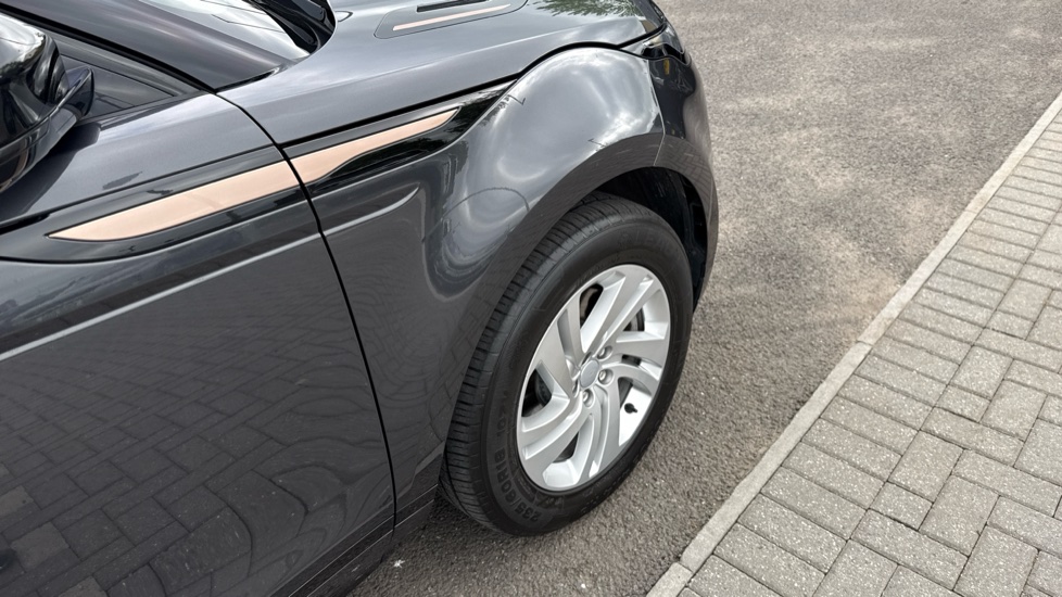 Land Rover Range Rover Evoque 1.5 P300e R-Dynamic S 5dr Auto Hatchback - Image 22