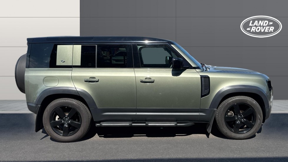 Land Rover Defender 2.0 D240 First Edition 110 5dr Auto Diesel Estate - Image 5