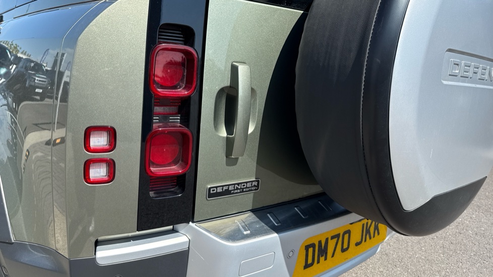 Land Rover Defender 2.0 D240 First Edition 110 5dr Auto Diesel Estate - Image 19
