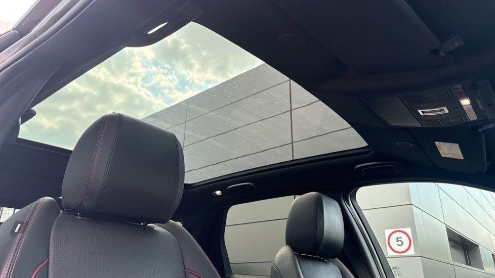 Land Rover Discovery Sport 2.0 D200 R-Dynamic SE 5dr Auto Diesel Station Wagon - Image 21