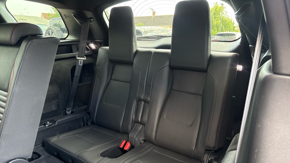 Land Rover Discovery Sport 2.0 D200 R-Dynamic SE 5dr Auto Diesel Station Wagon - Image 36