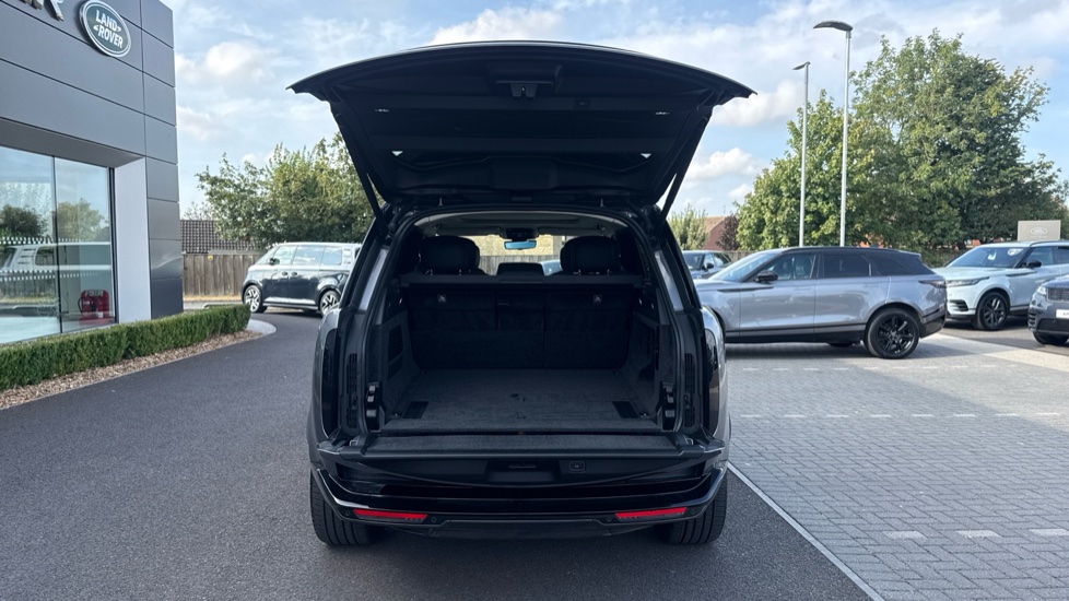 Land Rover Range Rover 3.0 D350 Autobiography 4dr Auto Diesel Estate - Image 27