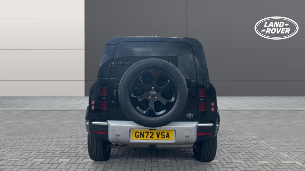 Land Rover Defender 3.0 D250 HSE 90 3dr Auto Diesel Estate - Image 6