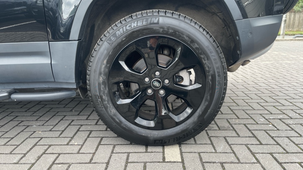 Land Rover Defender 3.0 D250 HSE 90 3dr Auto Diesel Estate - Image 26