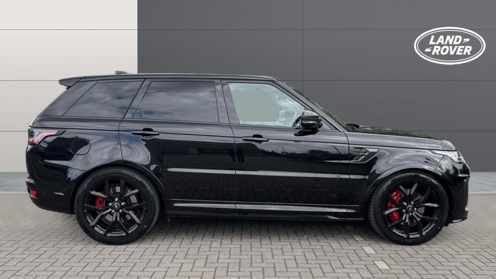 Land Rover Range Rover Sport 5.0 P575 S/C SVR Carbon Edition 5dr Auto Petrol Estate - Image 5