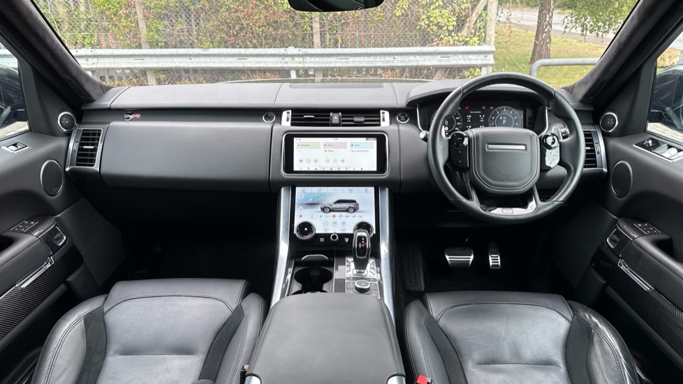 Land Rover Range Rover Sport 5.0 P575 S/C SVR Carbon Edition 5dr Auto Petrol Estate - Image 9