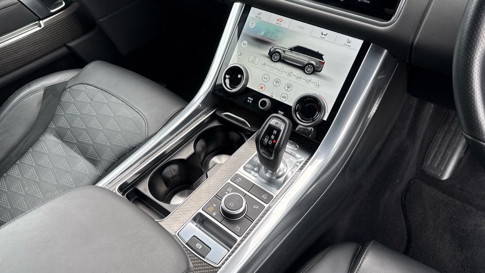 Land Rover Range Rover Sport 5.0 P575 S/C SVR Carbon Edition 5dr Auto Petrol Estate - Image 13