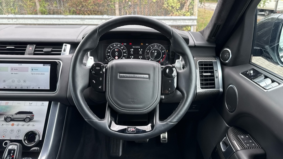 Land Rover Range Rover Sport 5.0 P575 S/C SVR Carbon Edition 5dr Auto Petrol Estate - Image 15