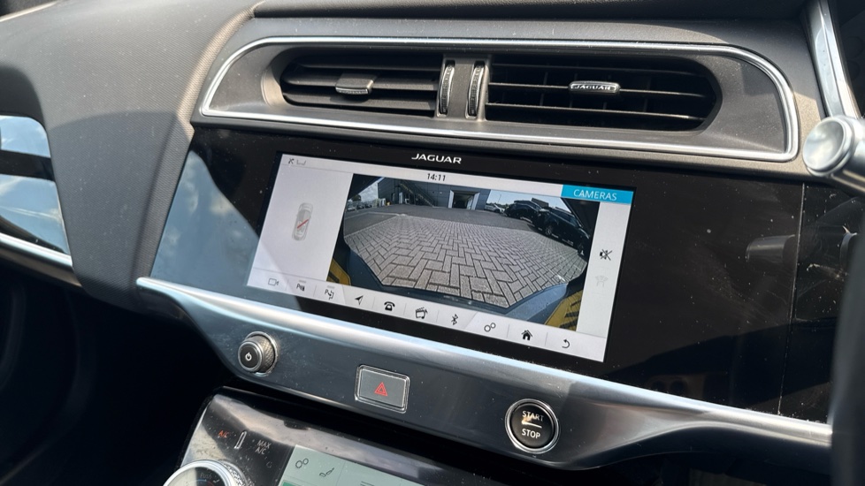 Jaguar I-Pace 294kW EV400 SE 90kWh 5dr Auto Electric Estate - Image 12