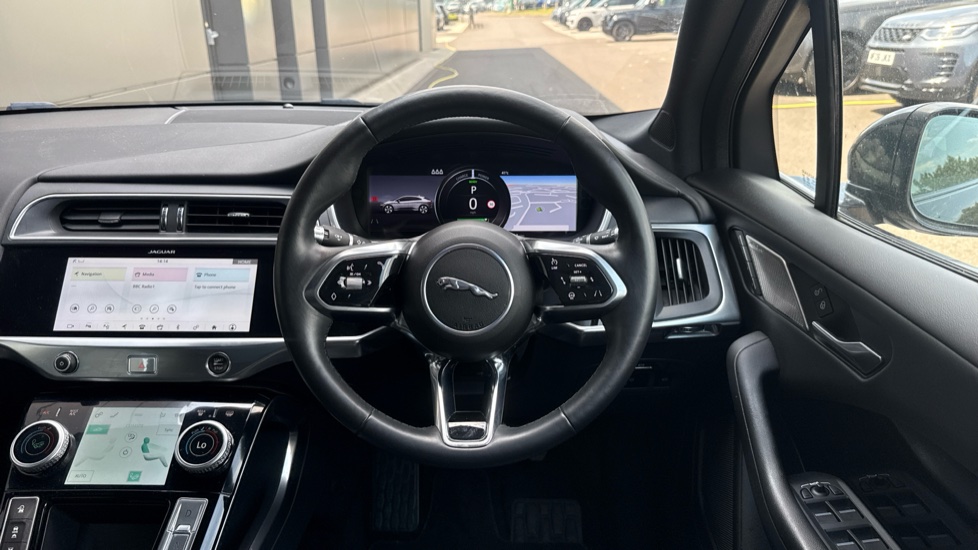 Jaguar I-Pace 294kW EV400 SE 90kWh 5dr Auto Electric Estate - Image 15