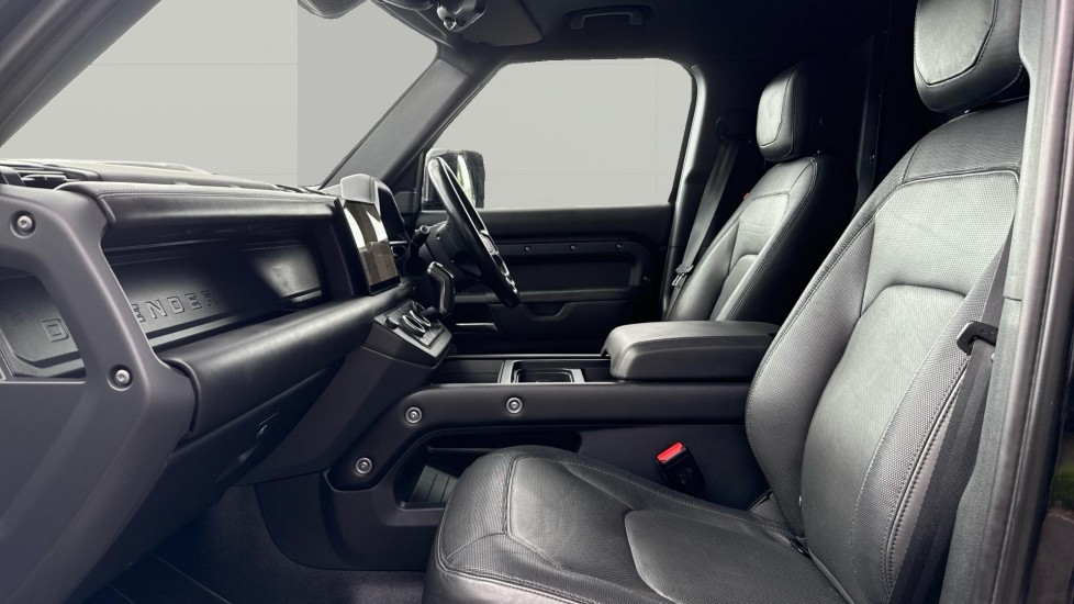 Land Rover Defender 110 Diesel 3.0 D300 Hard Top X-Dynamic HSE Auto - Image 3
