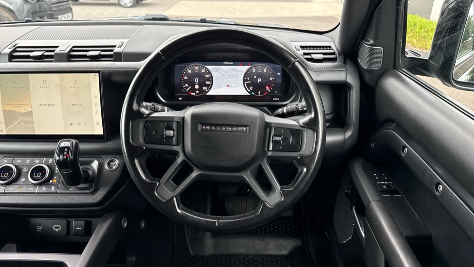 Land Rover Defender 110 Diesel 3.0 D300 Hard Top X-Dynamic HSE Auto - Image 15