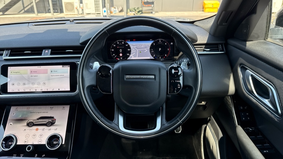 Land Rover Range Rover Velar 2.0 D180 R-Dynamic SE 5dr Auto Diesel Estate - Image 15