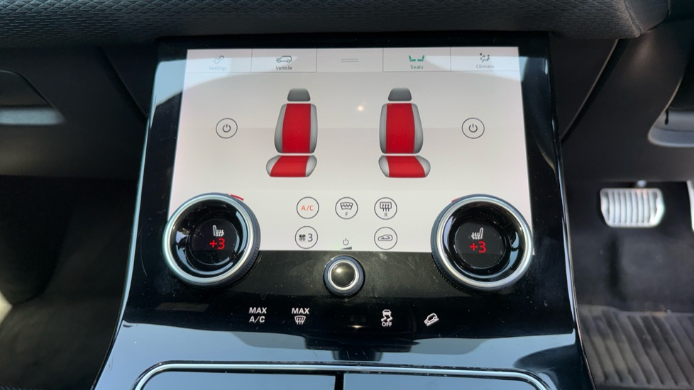 Land Rover Range Rover Velar 2.0 D180 R-Dynamic SE 5dr Auto Diesel Estate - Image 30