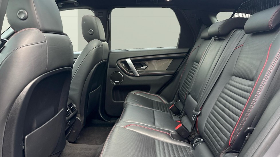 Land Rover Discovery Sport 2.0 D240 R-Dynamic HSE 5dr Auto Diesel Station Wagon - Image 4