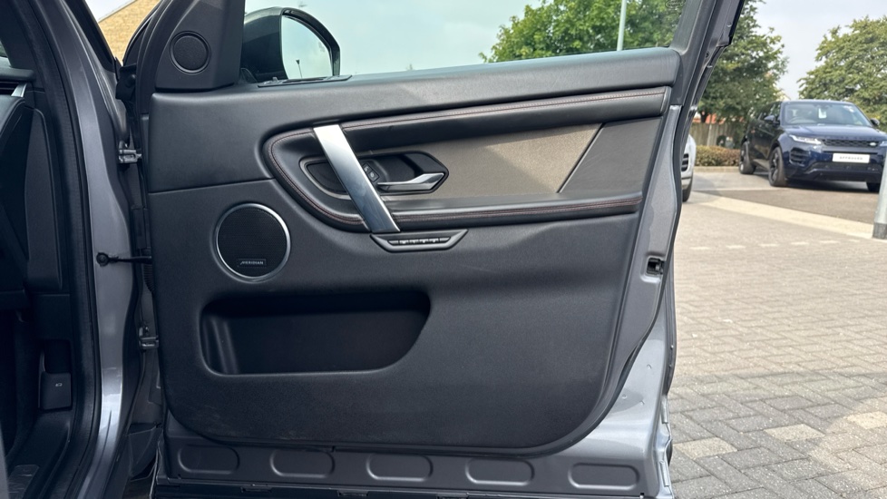 Land Rover Discovery Sport 2.0 D240 R-Dynamic HSE 5dr Auto Diesel Station Wagon - Image 29