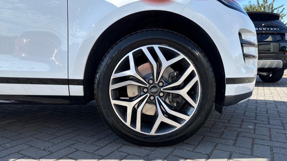 Land Rover Range Rover Evoque 2.0 D200 R-Dynamic HSE 5dr Auto Diesel Hatchback - Image 8
