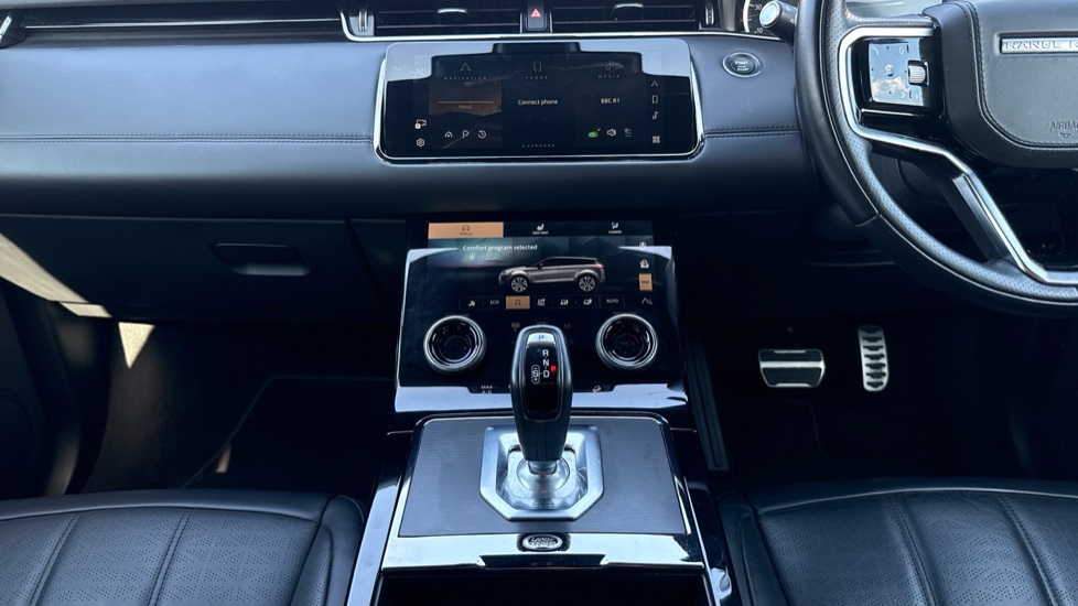 Land Rover Range Rover Evoque 2.0 D200 R-Dynamic HSE 5dr Auto Diesel Hatchback - Image 14
