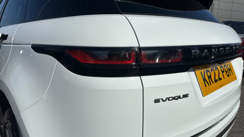 Land Rover Range Rover Evoque 2.0 D200 R-Dynamic HSE 5dr Auto Diesel Hatchback - Image 19
