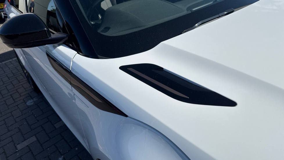 Land Rover Range Rover Evoque 2.0 D200 R-Dynamic HSE 5dr Auto Diesel Hatchback - Image 23