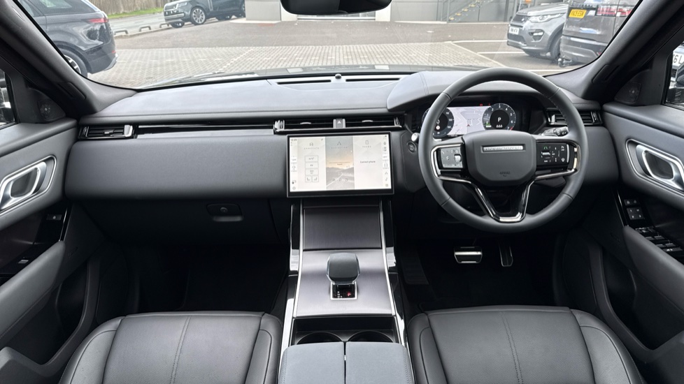 Land Rover Range Rover Velar 2.0 P400e Dynamic SE 5dr Auto Estate - Image 9