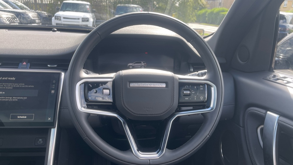 Land Rover Discovery Sport 2.0 D200 Dynamic HSE 5dr Auto [7 Seat] Diesel Station Wagon - Image 15