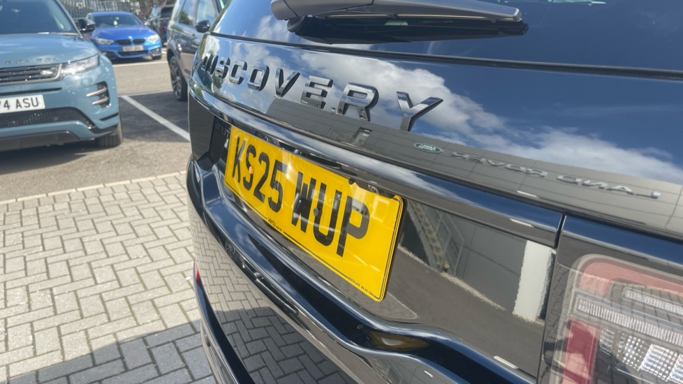 Land Rover Discovery Sport 2.0 D200 Dynamic HSE 5dr Auto [7 Seat] Diesel Station Wagon - Image 19