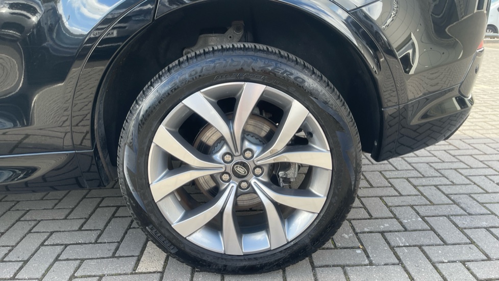Land Rover Discovery Sport 2.0 D200 Dynamic HSE 5dr Auto [7 Seat] Diesel Station Wagon - Image 20