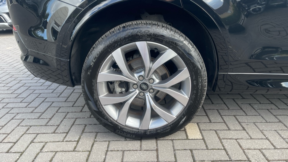 Land Rover Discovery Sport 2.0 D200 Dynamic HSE 5dr Auto [7 Seat] Diesel Station Wagon - Image 22