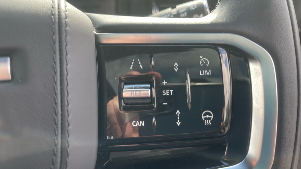 Land Rover Discovery Sport 2.0 D200 Dynamic HSE 5dr Auto [7 Seat] Diesel Station Wagon - Image 26