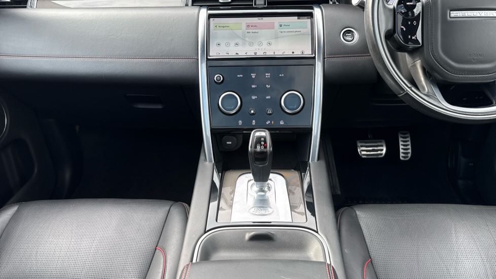 Land Rover Discovery Sport 2.0 D240 R-Dynamic HSE 5dr Auto Diesel Station Wagon - Image 14