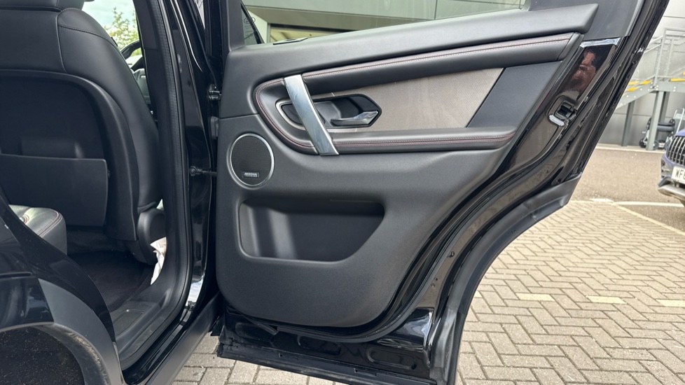 Land Rover Discovery Sport 2.0 D240 R-Dynamic HSE 5dr Auto Diesel Station Wagon - Image 35
