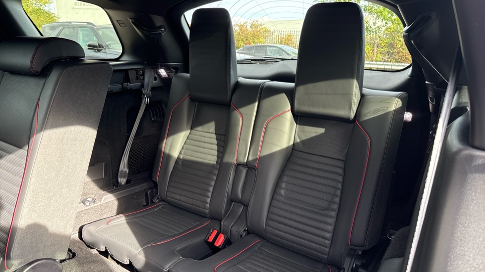 Land Rover Discovery Sport 2.0 D240 R-Dynamic HSE 5dr Auto Diesel Station Wagon - Image 38