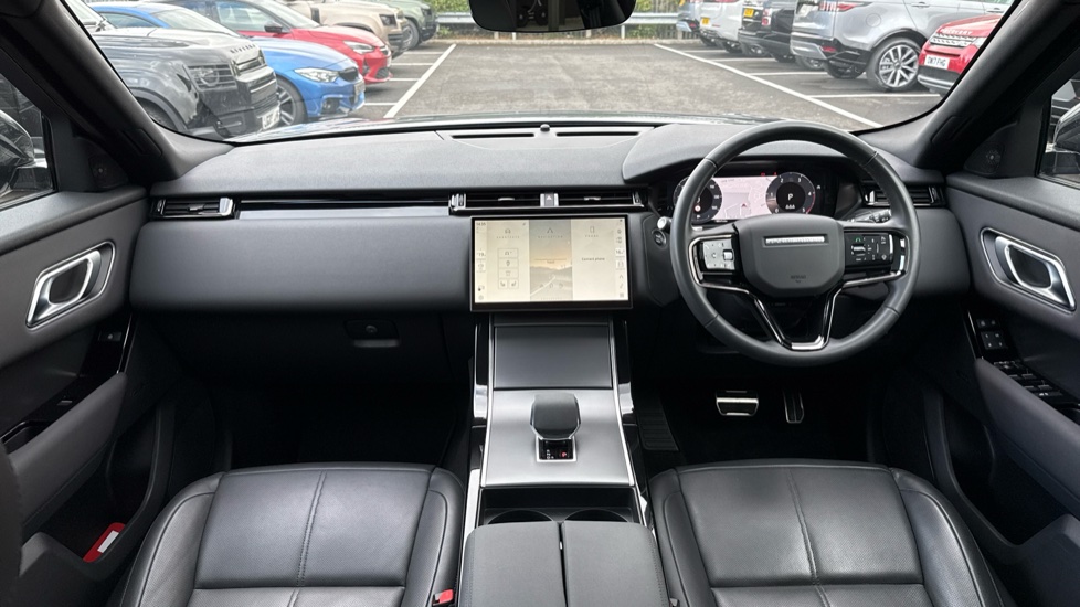 Land Rover Range Rover Velar 2.0 D200 MHEV Dynamic SE 5dr Auto Diesel Estate - Image 9