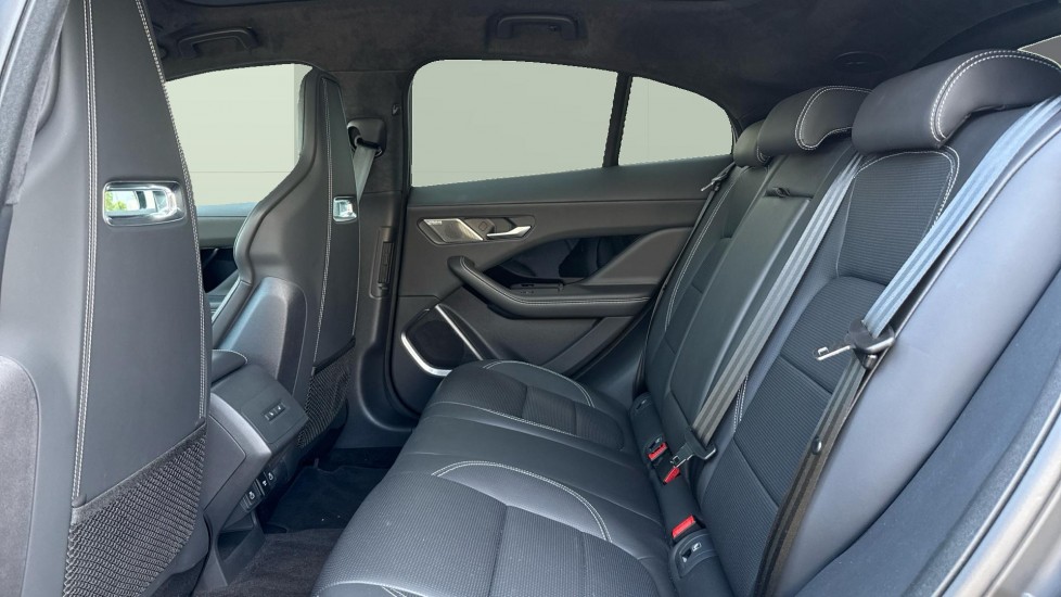 Jaguar I-Pace 294kW EV400 Sport 90kWh 5dr Auto Electric Estate - Image 4