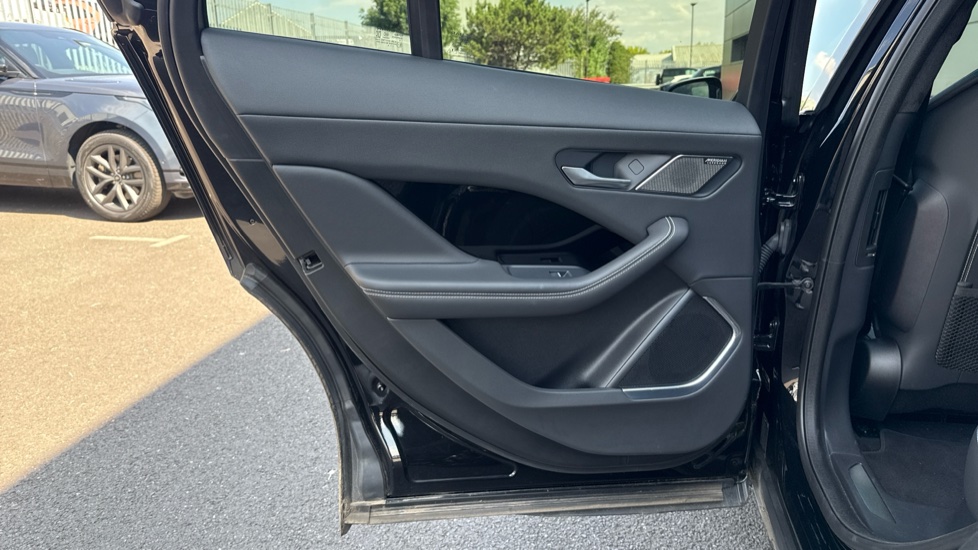 Jaguar I-Pace 294kW EV400 Sport 90kWh 5dr Auto Electric Estate - Image 37