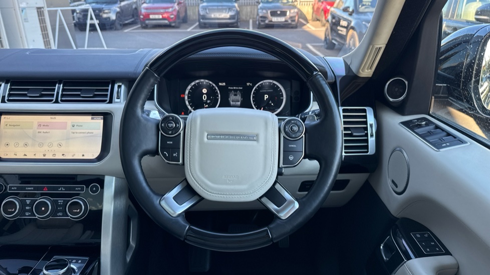 Land Rover Range Rover 5.0 V8 Supercharged Autobiography 4dr Auto [SS] Petrol Estate - Image 15