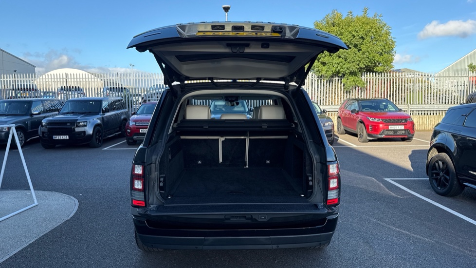 Land Rover Range Rover 5.0 V8 Supercharged Autobiography 4dr Auto [SS] Petrol Estate - Image 27