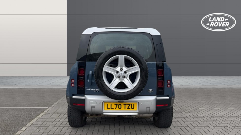 Land Rover Defender 2.0 D240 SE 110 5dr Auto Diesel Estate - Image 6