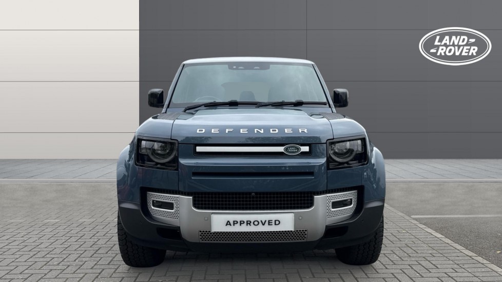 Land Rover Defender 2.0 D240 SE 110 5dr Auto Diesel Estate - Image 7