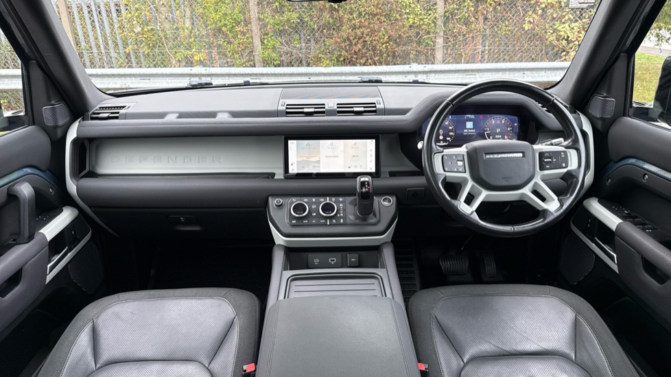 Land Rover Defender 2.0 D240 SE 110 5dr Auto Diesel Estate - Image 9