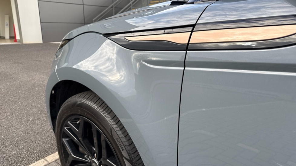 Land Rover Range Rover Evoque 2.0 P250 First Edition 5dr Auto Petrol Hatchback - Image 20