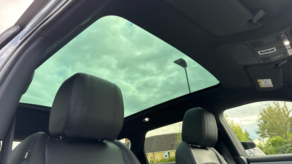 Land Rover Range Rover Evoque 2.0 P250 First Edition 5dr Auto Petrol Hatchback - Image 21