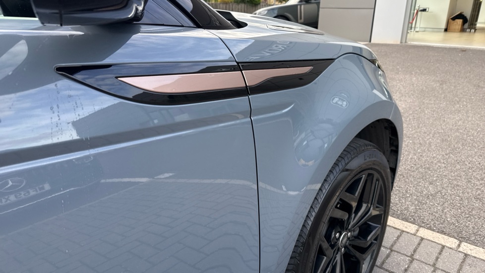 Land Rover Range Rover Evoque 2.0 P250 First Edition 5dr Auto Petrol Hatchback - Image 24