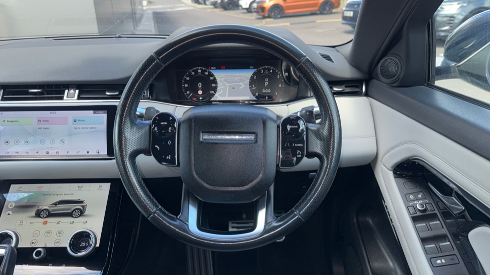 Land Rover Range Rover Evoque 2.0 P250 R-Dynamic SE 5dr Auto Petrol Hatchback - Image 15
