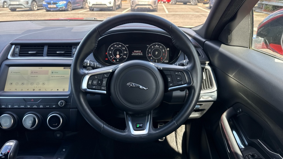 Jaguar E-Pace 2.0 [200] Chequered Flag Edition 5dr Auto Petrol Estate - Image 15