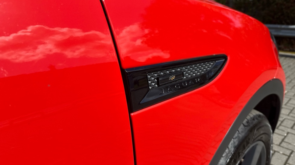 Jaguar E-Pace 2.0 [200] Chequered Flag Edition 5dr Auto Petrol Estate - Image 24