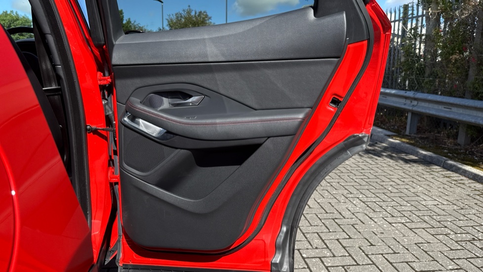 Jaguar E-Pace 2.0 [200] Chequered Flag Edition 5dr Auto Petrol Estate - Image 34