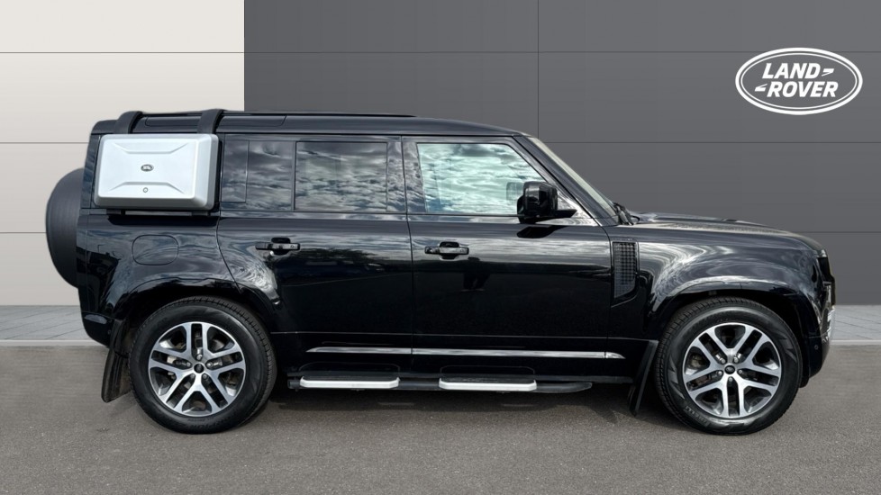 Land Rover Defender 3.0 D250 XS Edition 110 5dr Auto Diesel Estate - Image 5